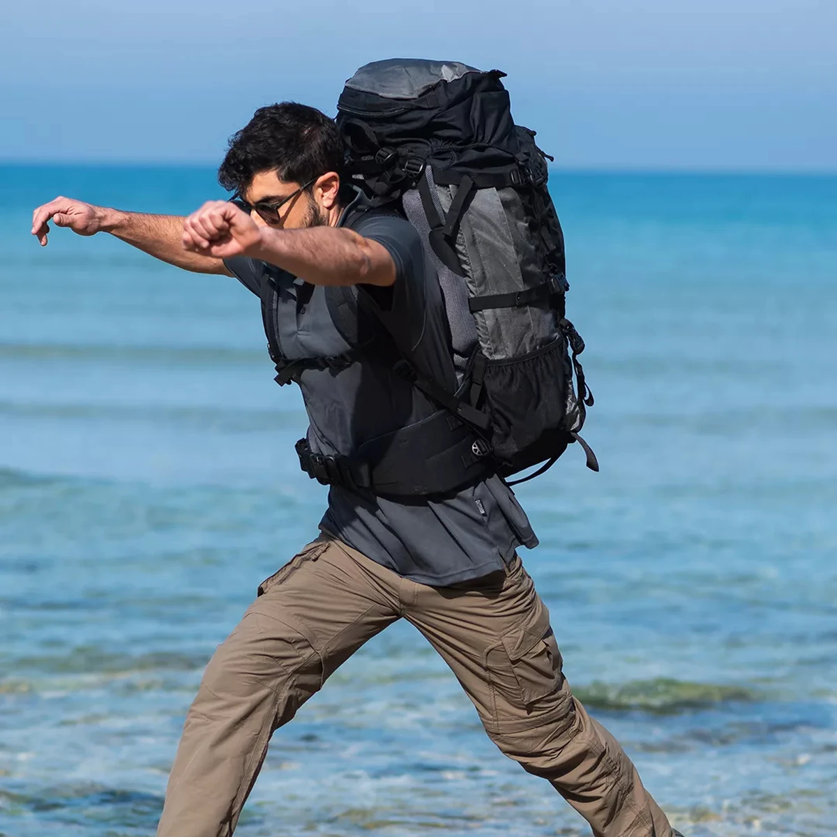 תרמיל Outdoor Revolution Voyager 60+15L