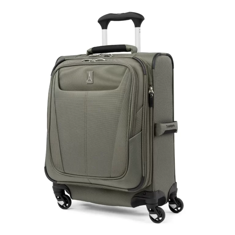 מזוודה קטנה מבד 21" Travelpro Maxlite 5 Carry On