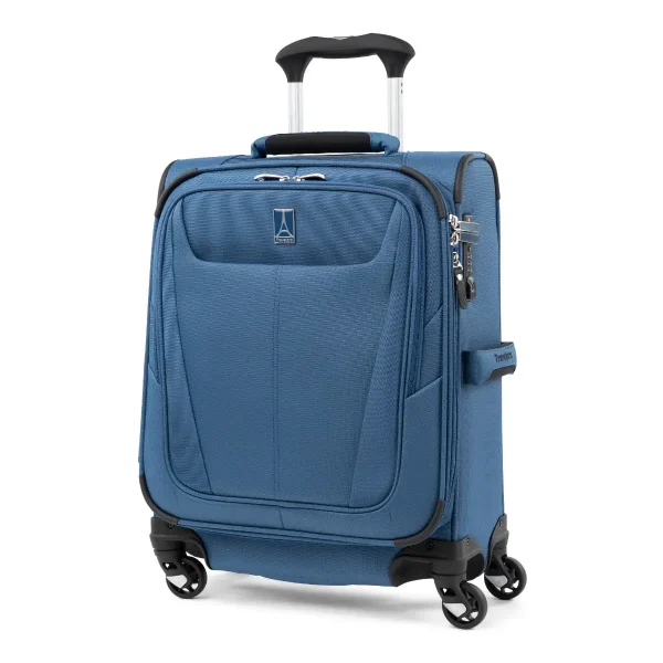 מזוודה קטנה מבד Travelpro Maxlite 5 Carry On