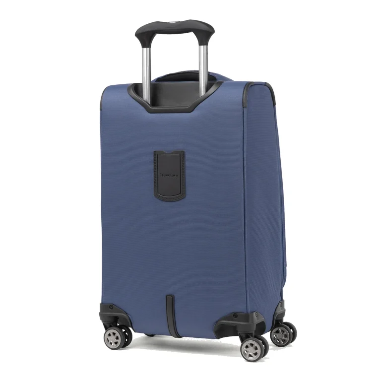 מזוודה קטנה מבד 21" TravelPro WalkAbout