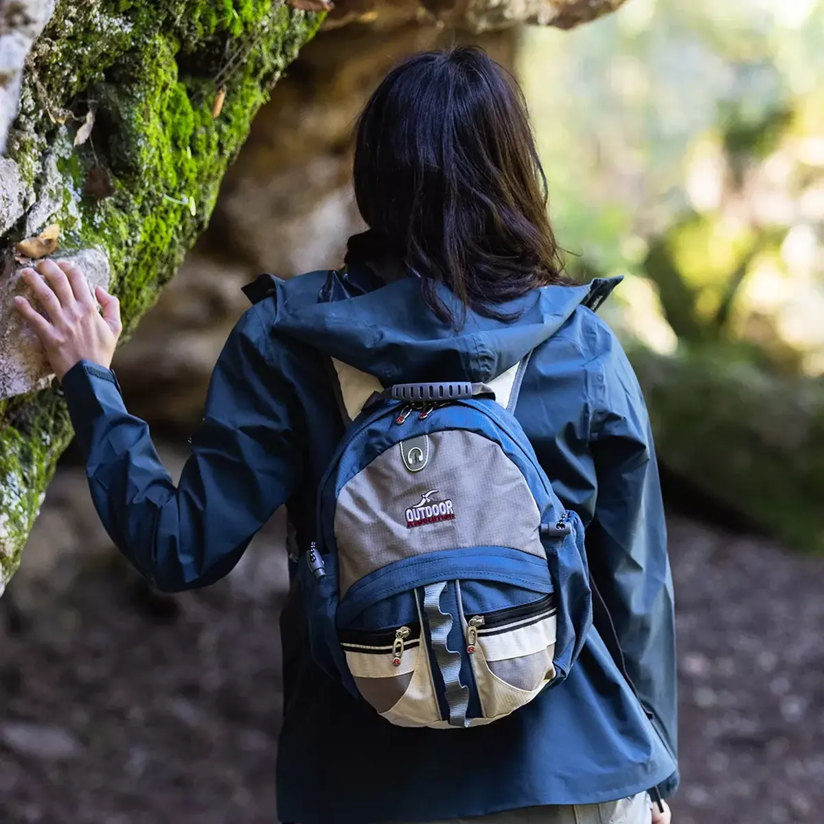 תיק גב Outdoor Revolution Chicago – 44736 – בז – 1