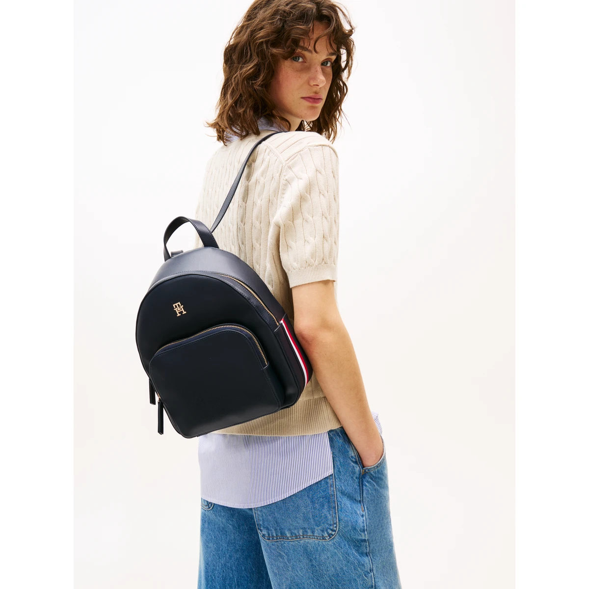 תיק גב בינוני Tommy Hilfiger – AW0AW17510-DW6 – space-blue – 4