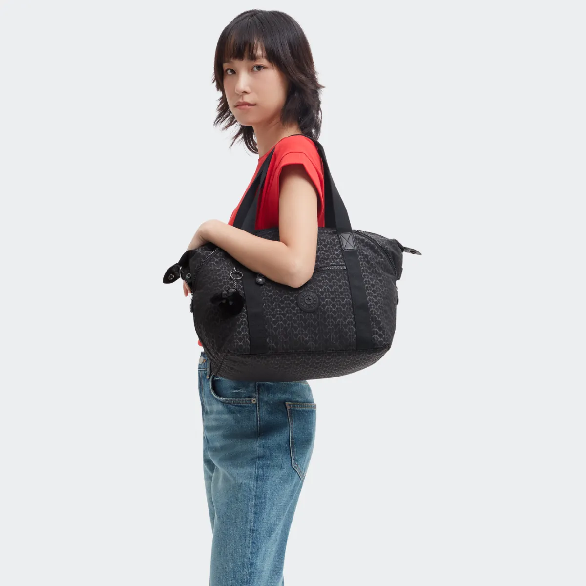 תיק צד בינוני Kipling ART – K21091K59 – signature-emb – 7
