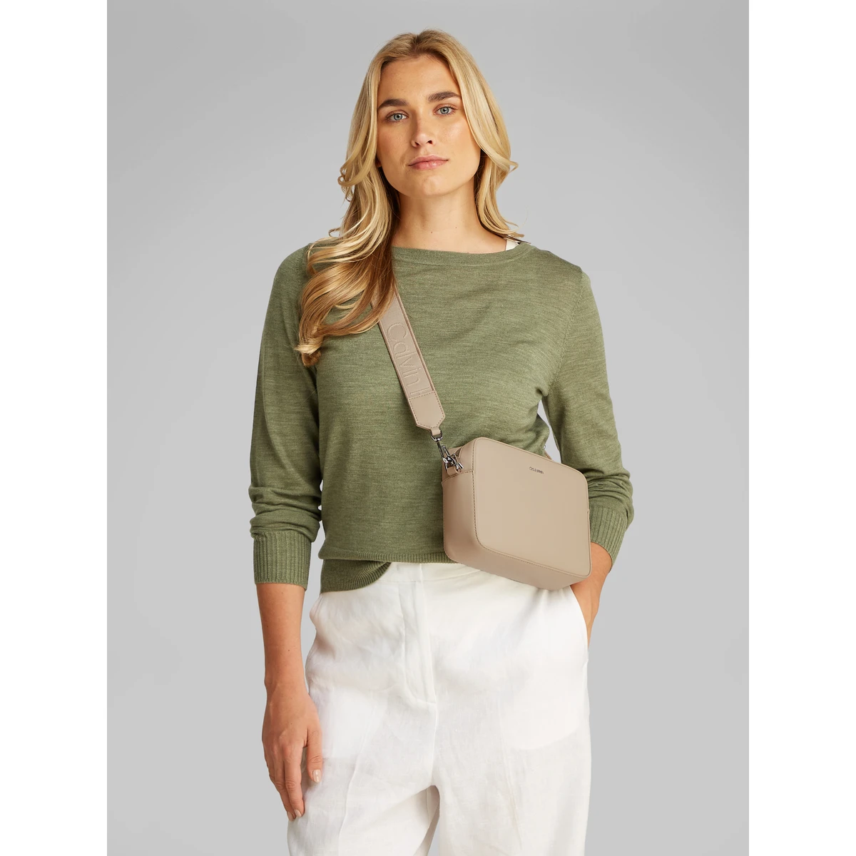 תיק צד קטן Calvin Klein – K60K613145-W75 – crockery – 4