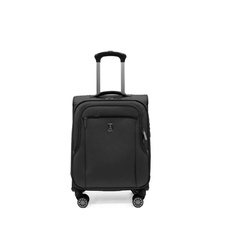 מזוודה קטנה מבד 21" TravelPro Sapphire